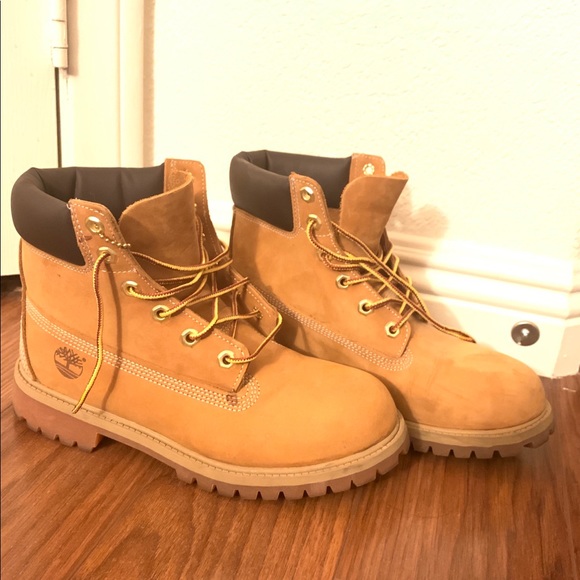 Timberlands - Picture 2 of 4